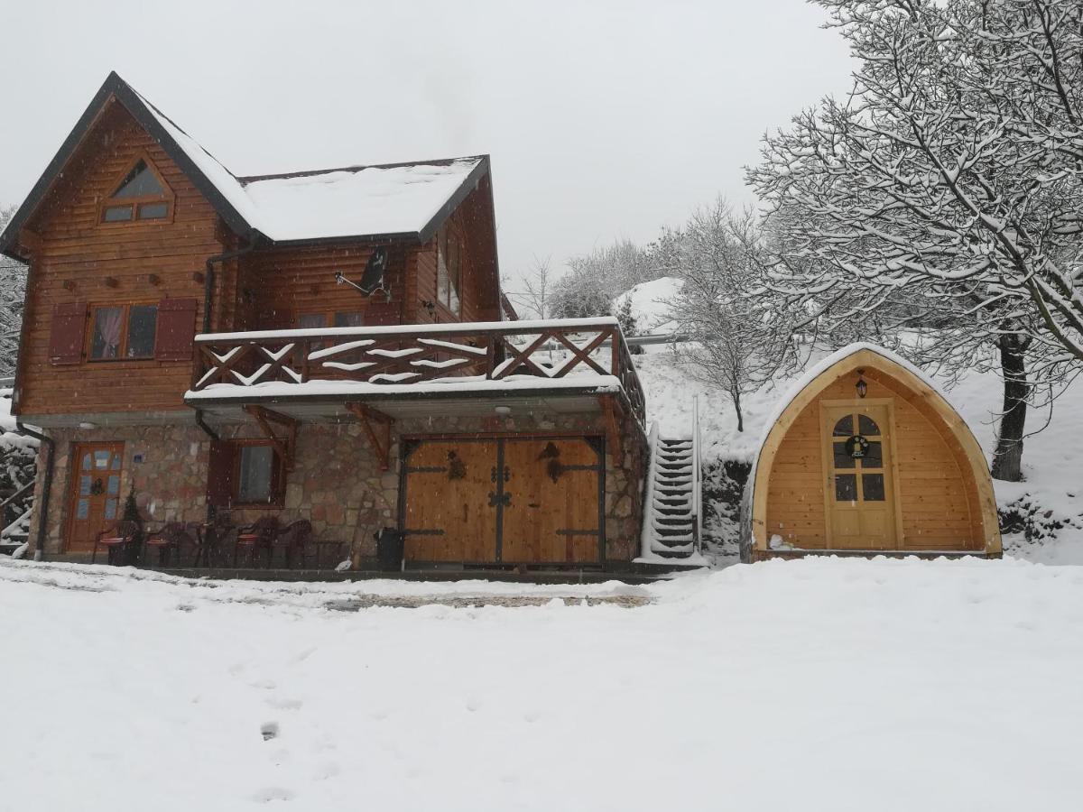 Vila Jelena - Bungalov Crni Vrh Exteriér fotografie
