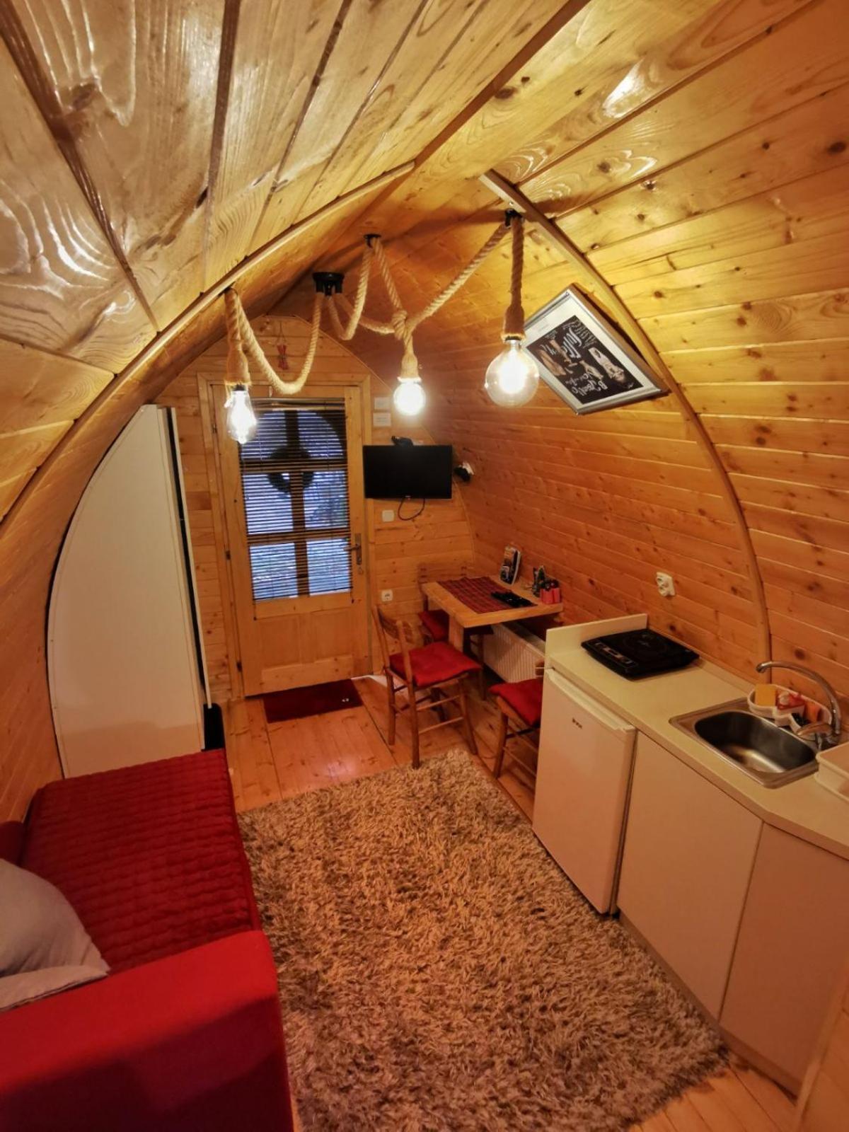 Vila Jelena - Bungalov Crni Vrh Exteriér fotografie